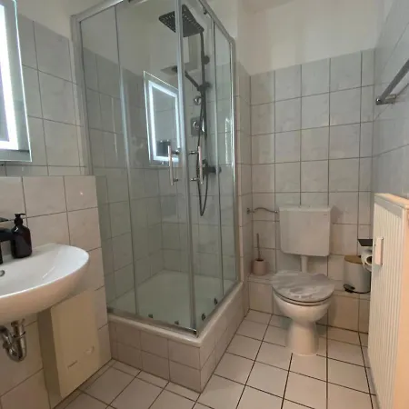 Suitable Living - Luxury Apartment With Balcony And Fast Wifi * Essen